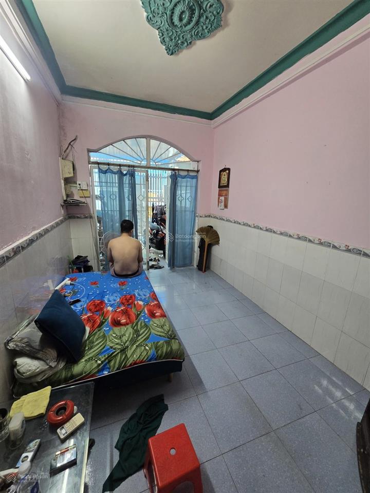 P. hiệp phú, nhất vị trí, ngay trung tâm đảng uỷ, cán bộ hưu trí nhà 54m2 2 tầng chỉ 3.55 tỷ .
