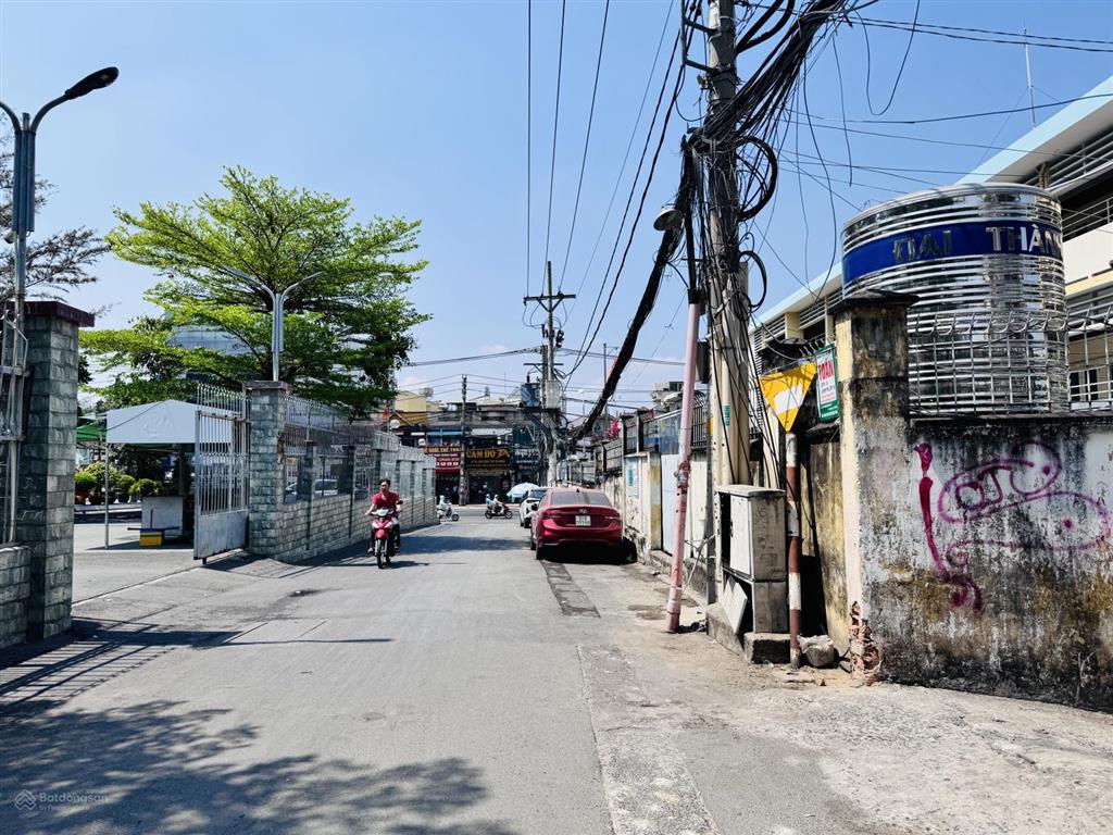 P. linh chiểu, chợ thủ đức, 55.8 m2 sàn sử dụng 2 tầng hoàn công bán gấp chỉ 3.3 tỷ.