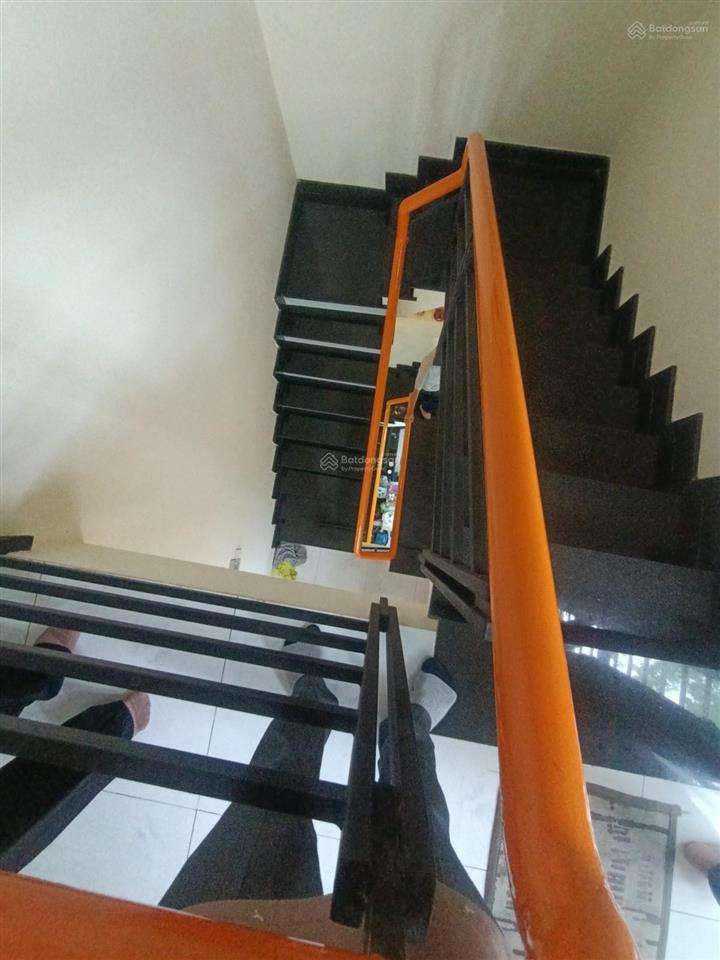P. linh trung, nhà 3t, hxh tránh, 106m2 giảm 3 tỷ bán gấp chỉ 6.9 tỷ