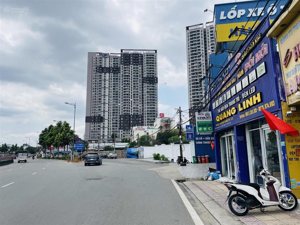 P. linh xuân, nhà mặt tiền 3 tầng 59m2, gần pvđ, ngộp bank giảm 1 tỷ chỉ 4,3 tỷ.