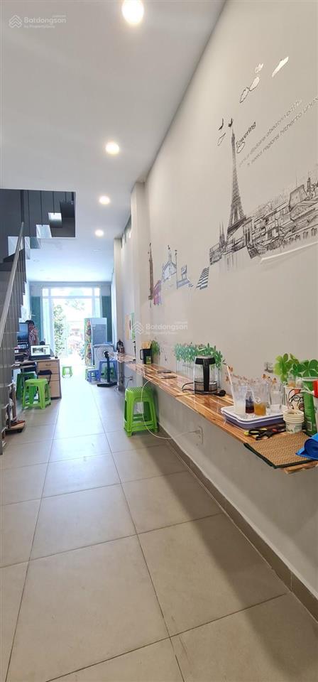 P. linh xuân, nhà mặt tiền 3 tầng 59m2, gần pvđ, ngộp bank giảm 1 tỷ chỉ 4,3 tỷ.