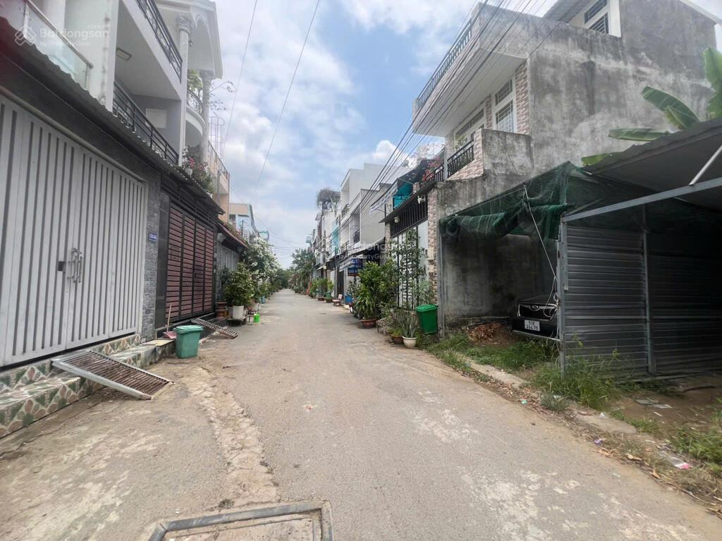 Bán đất đẹp hẻm 47 trường lưu, p. long trường, quận 9, giá 3.2ty