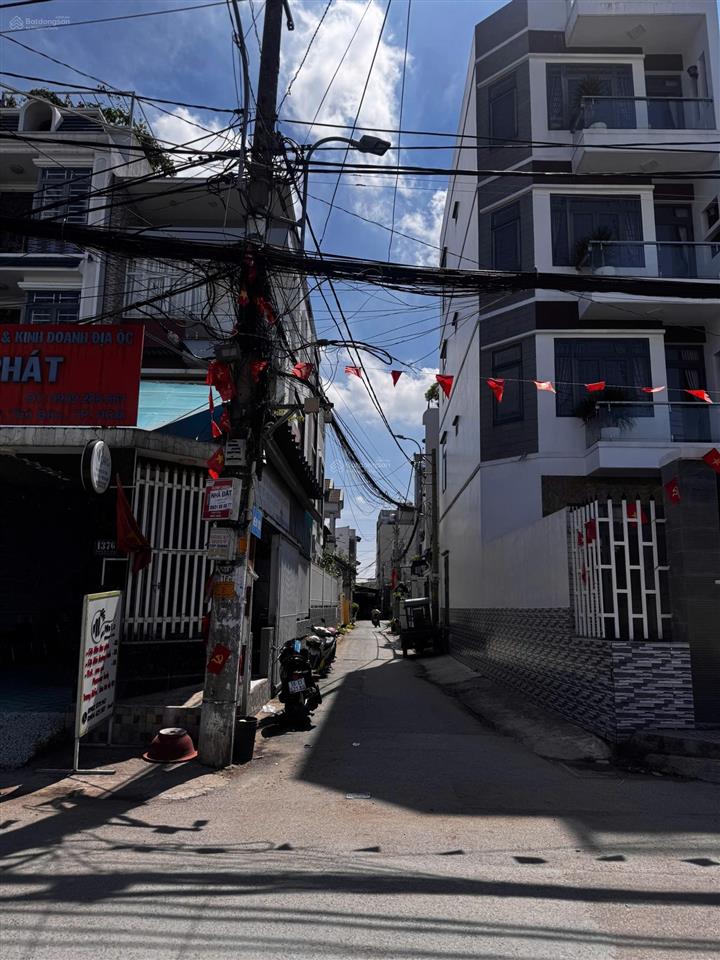 Bán nhà đẹp mặt tiền đường 11, trường thọ giá cực tốt 13ty diện tích 131.6m