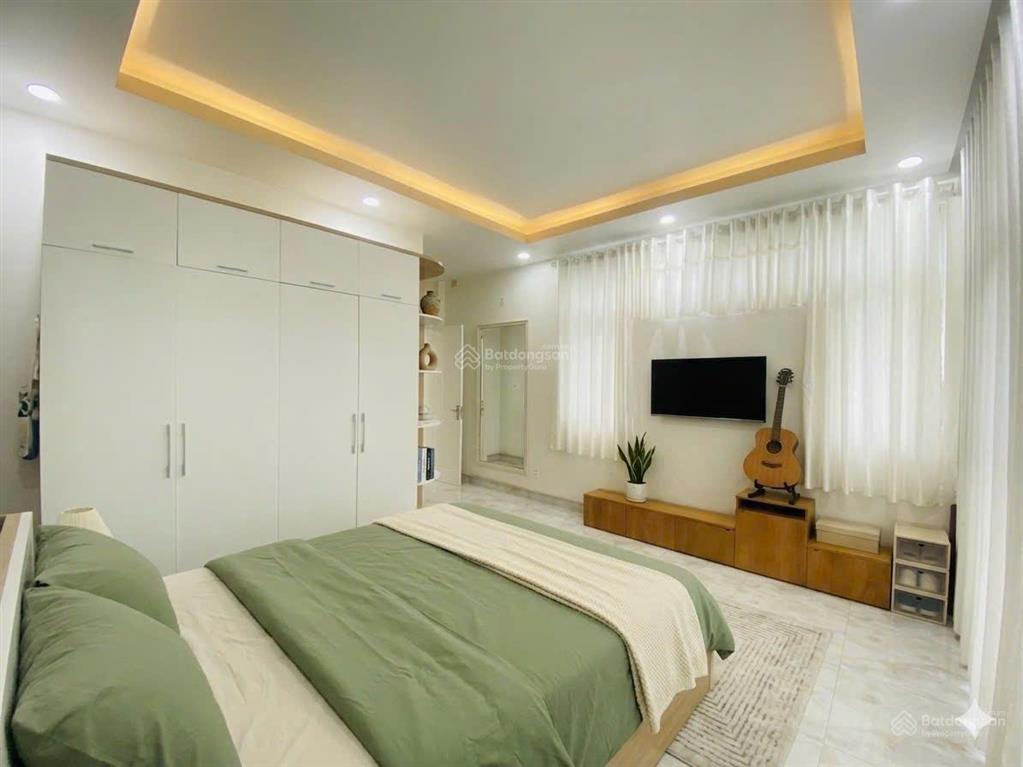 Bán nhà đẹp mặt tiền đường 11, trường thọ giá cực tốt 13ty diện tích 131.6m