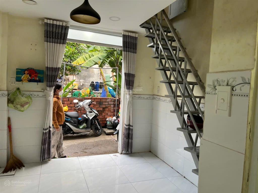 Bán nhà 12m chính chủ cần bán gấp thỏa thuận