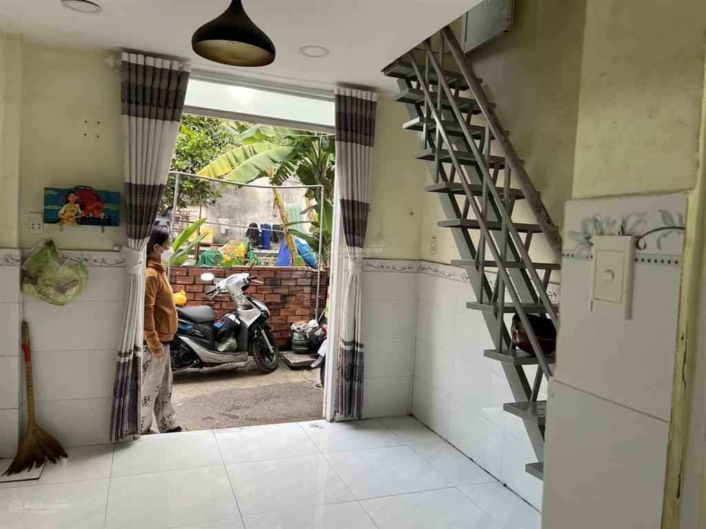 Bán nhà 12m chính chủ cần bán gấp thỏa thuận