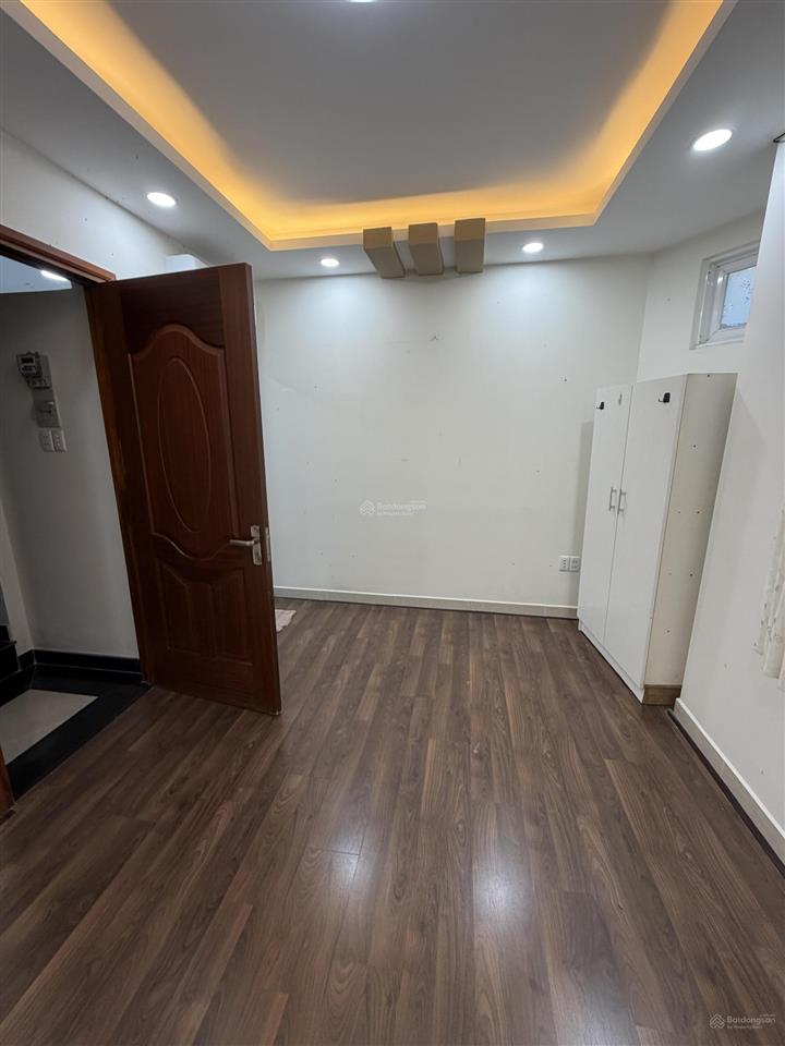 Cho thuê nhà nguyên căn 5 tầng hẻm xe hơi 29/23 đoàn thị điểm, phú nhuận, hcm (ko tiếp môi giới)