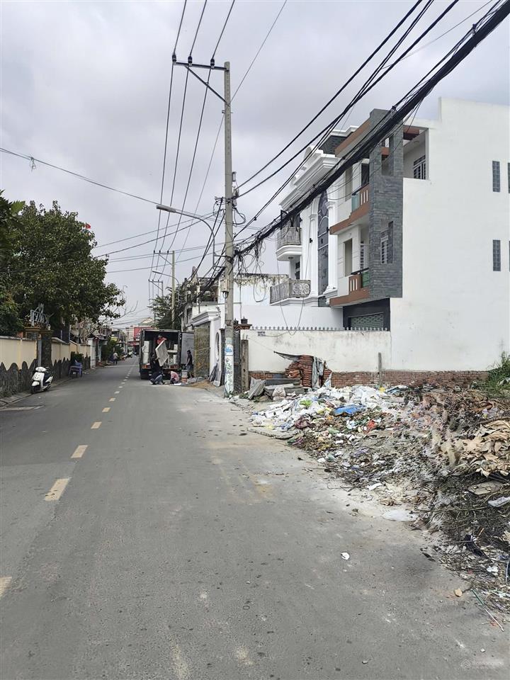 Cần bán lô đất 100m2 gần chợ long trường quận 9, đường xe tải chà bá