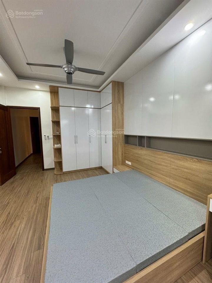 Chủ chuyển nhà về quê ở, cần bán nhanh nhà 5 tầng ở quang tiến, đại mỗ, chỉ có 6 tỷ dt rộng 38m2