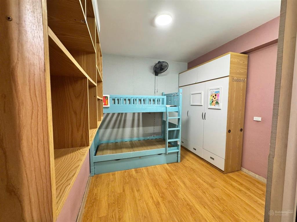 Cần bán căn hộ chung cư tại kđt sài đồng 68m²  2 ngủ đủ nội thất