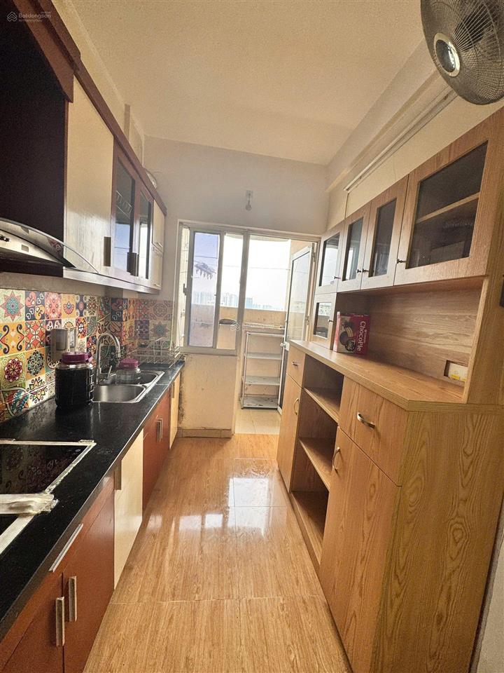 Cần bán căn hộ chung cư tại kđt sài đồng 68m²  2 ngủ đủ nội thất