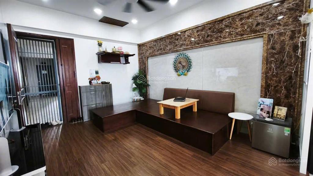 Chỉ 3 tỷ 5 74m2  2 ngủ 2vs bán căn hộ 2pn ct9 việt hưng  long biên