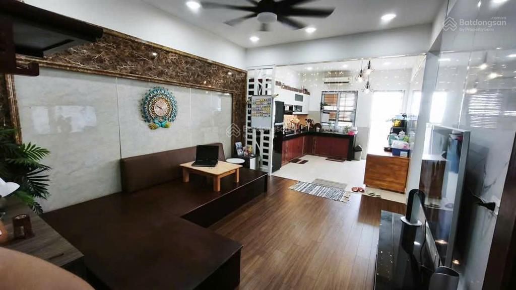 Chỉ 3 tỷ 5 74m2  2 ngủ 2vs bán căn hộ 2pn ct9 việt hưng  long biên
