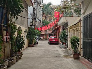 Bán nhà hoàng quốc việt, cầu giấy 66m2 x 6t, 27 tỷ phân lô, ô tô, thang máy