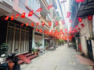 Phân lô cầu giấy 7 tầng thang máy, ô tô, giá 17,5 tỷ