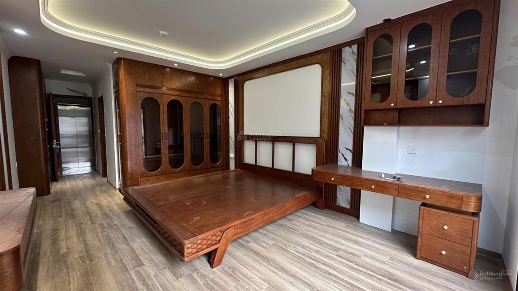 Phân lô cầu giấy 7 tầng thang máy, ô tô, giá 17,5 tỷ