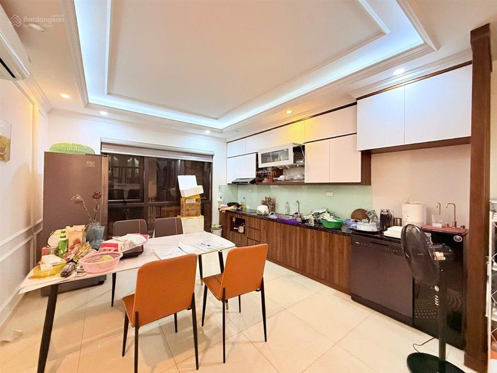 Hơn 9 tỷ nhà đẹp lạc long quân, tây hồ 34m, 5 tầng, ngõ rộng sát đường lớn
