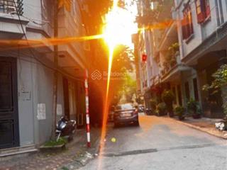 Phân lô cầu giấy, hoàng quốc việt 40m, 7 tầng thang máy, ô tô tránh, 17,5 tỷ