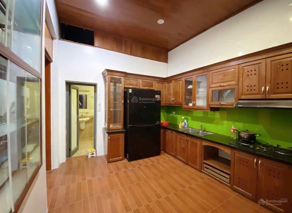 Đông anh biệt thự 180m2, phân lô vỉa hè, trung tâm thị trấn. tương lai sáng