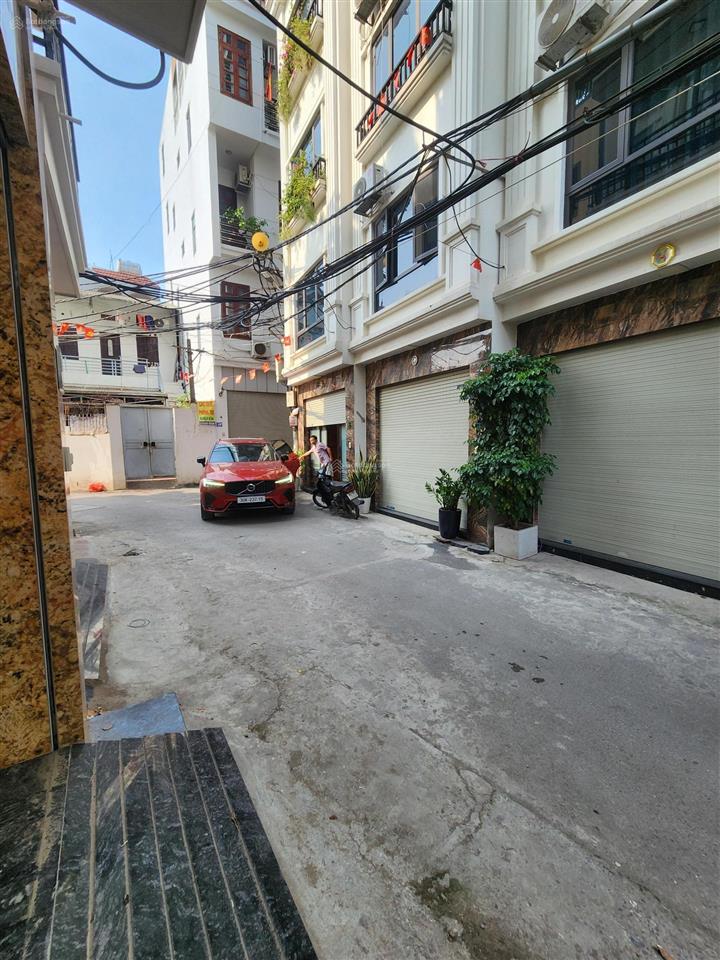 Bán nhà lạc long quân, tây hồ 52m, 6 tầng, thang máy, ô tô, gần hồ tây