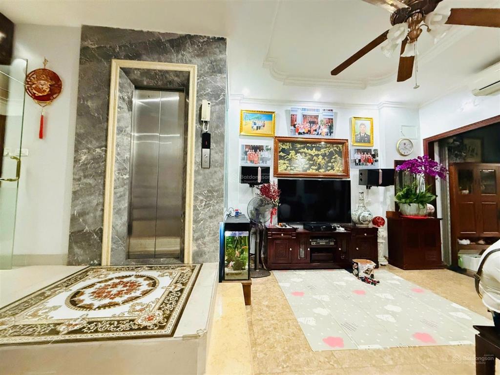 Liền kề tây hồ tây, 70m x 5t thang máy, vỉa hè ô tô, vị trí xứng tầm