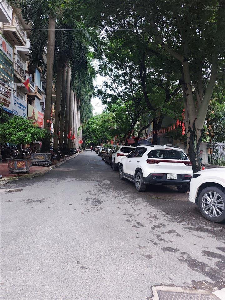 Bán nhà phố đỗ quang, cầu giấy 55m x 5t, giá 26,5 tỷ phân lô, vỉa hè, ô tô, kinh doanh