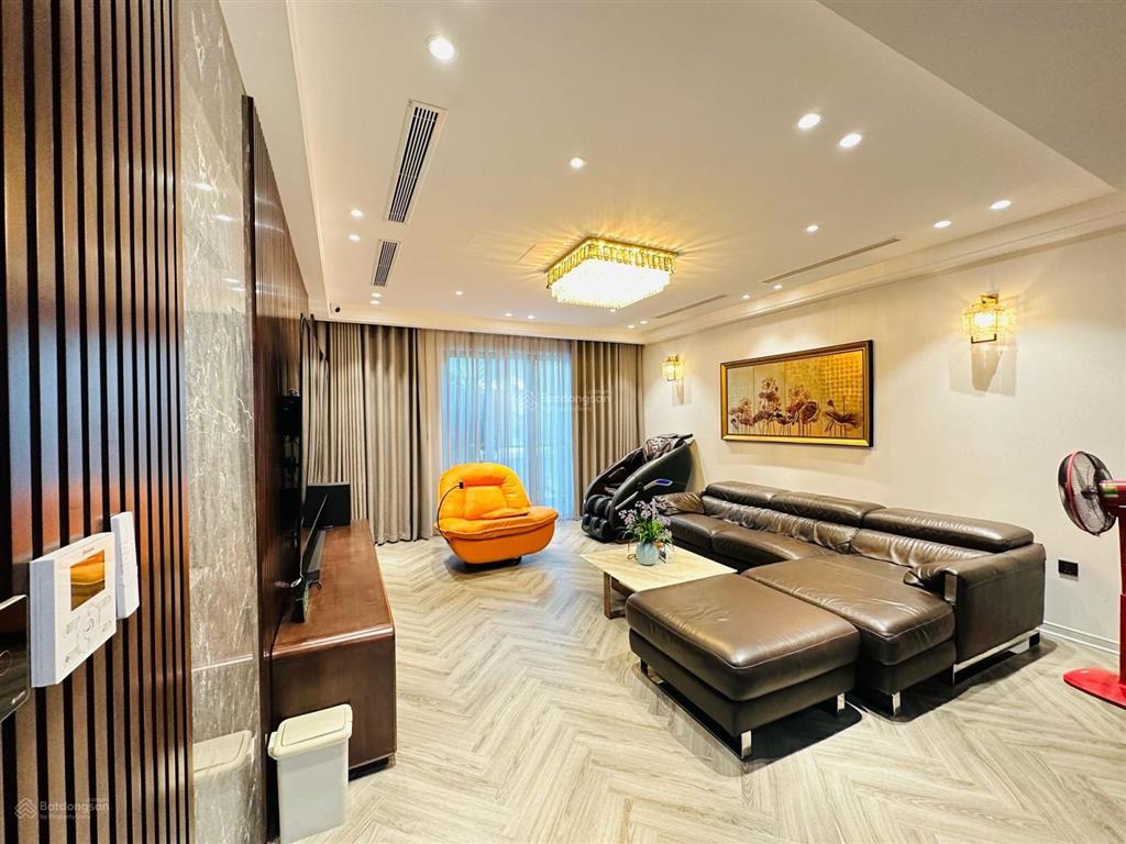 Bán nhà kim mã, ba đình 60m2, 8t, mt 5m, giá 27 tỷ, phân lô, ô tô, kinh doanh