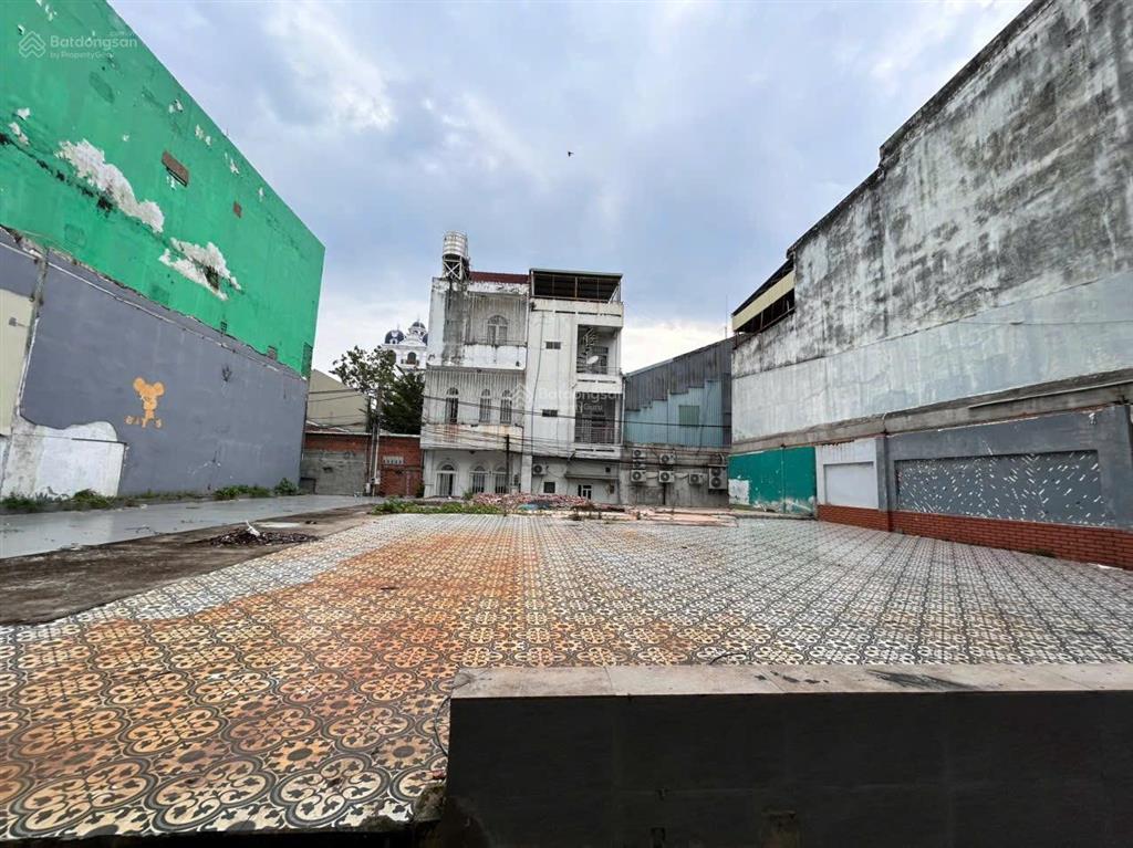 Cho thuê đất 400m2 full thổ cư kdc chánh nghĩa, thủ dầu một
 phù hợp xây phòng gym, karaoke.v.v.