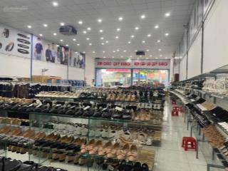 Cho thuê mặt bằng 490m2 trung tâm thủ dầu một