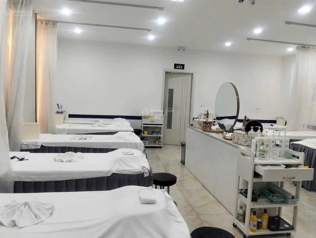Cho thuê nhà 700m2 sàn mặt tiền 30/4, phú hoà, thủ dầu một