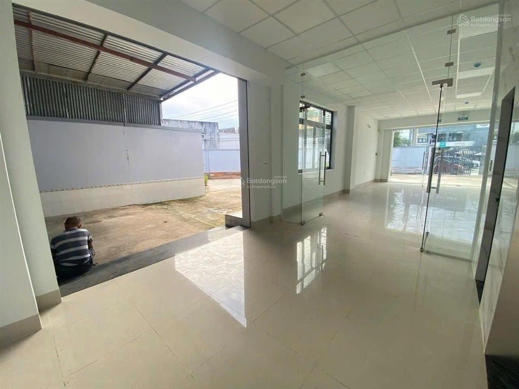 Cho thuê tòa nhà mặt tiền đại lộ bình dương, thủ dầu một
