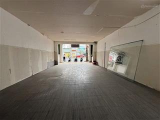 Cho thuê mặt bằng huỳnh văn luỹ, phú lợi, thủ dầu một
 diện tích 5,5x 20, mặt bằng thông suốt