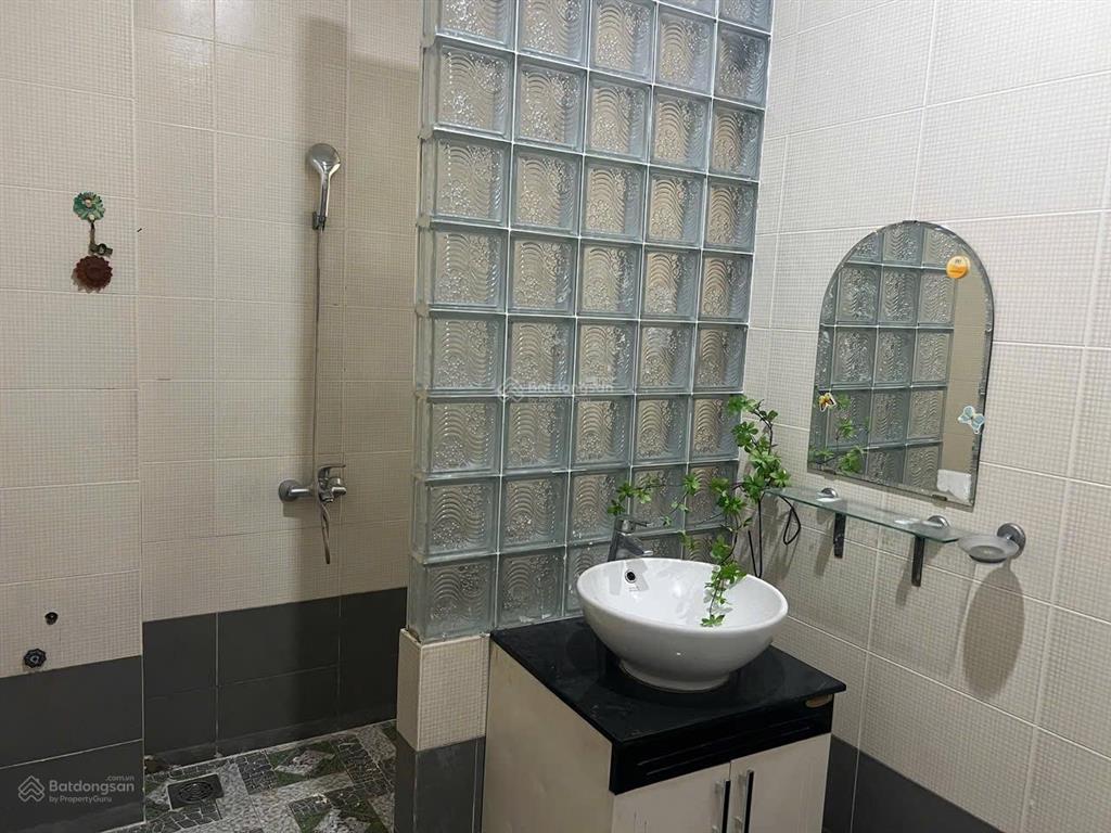 Cho thuê nhà kdc chánh nghĩa, tp thủ dầu một, bình dương
 diện tích  5x20