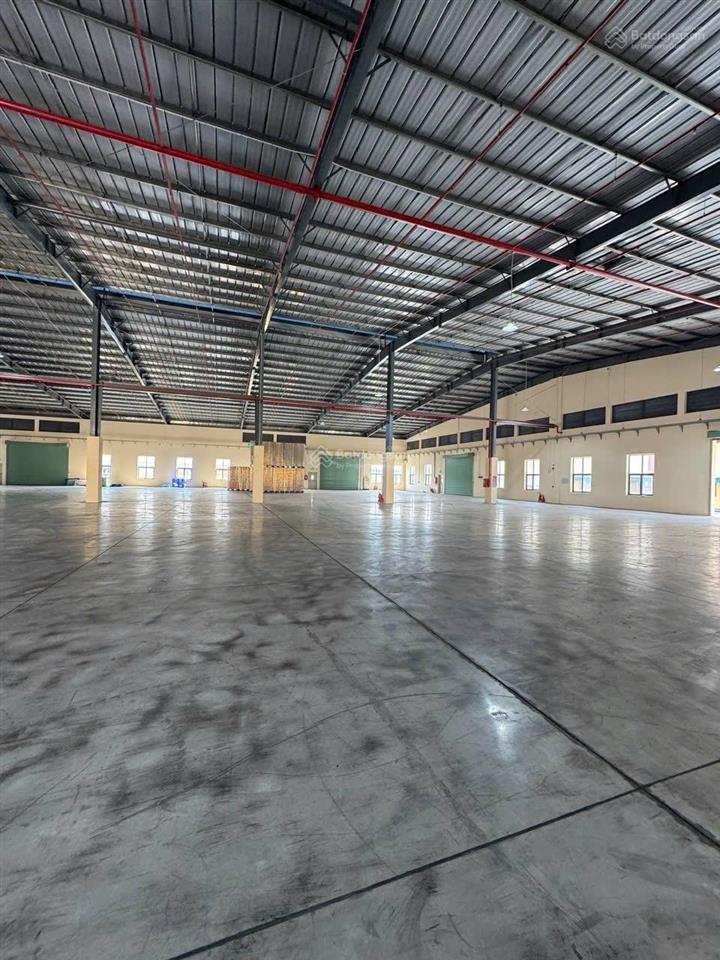 Cho thuê kho 2200m2 trong kcn vsip 2 bình dương