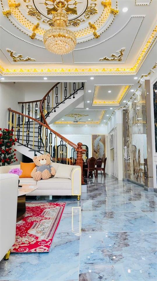 Nhà 1 trệt 2 lầu,ngay trung tâm thành phố mới bình dương
 nhà đã hoàn công
 đường nhựa 12m ,
