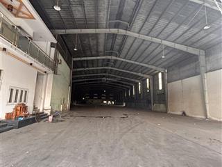 Cho thuê 2600m2 kho mặt tiền tân hiệp, tân uyên, bình dương