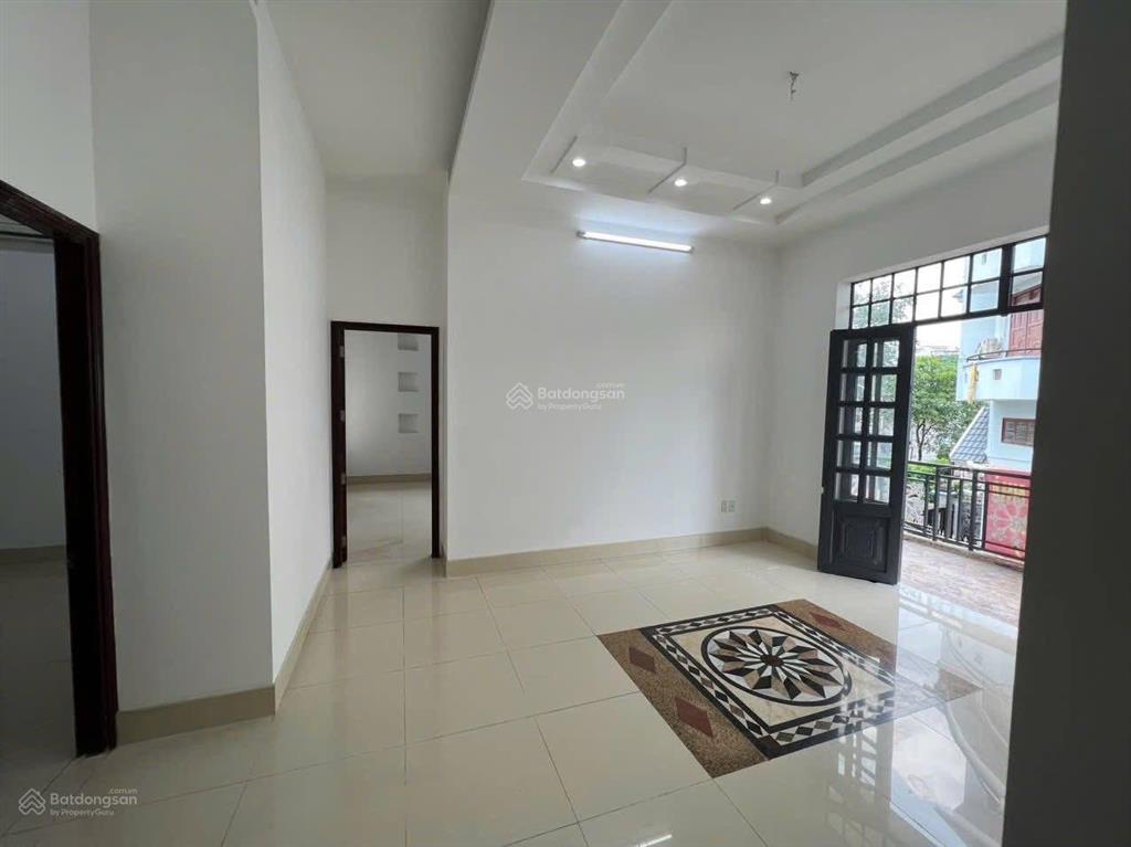 Cho thuê căn góc kdc phú hoà thủ dầu một  bình dương  diện tích 10 x 20m  tk 1 trệt, 1 lầu