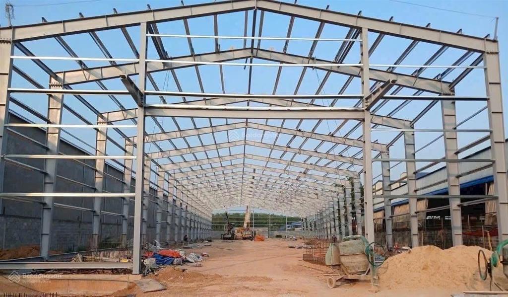 Cho thuê nhà xưởng tân uyên tp. hcm (bình dương cũ) tổng diện tích đất gần 5000m2