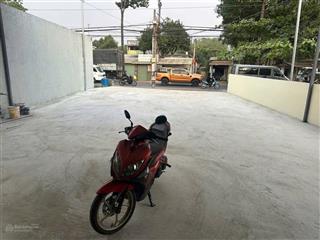 Cho thuê xưởng gần thành phố mới bình dương
 diện tích xưởng 300m2, sân rộng 150m2