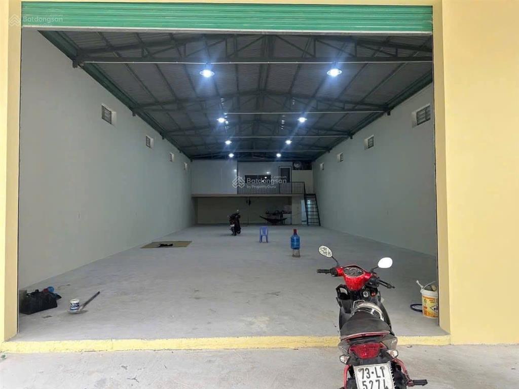 Cho thuê xưởng gần thành phố mới bình dương
 diện tích xưởng 300m2, sân rộng 150m2
