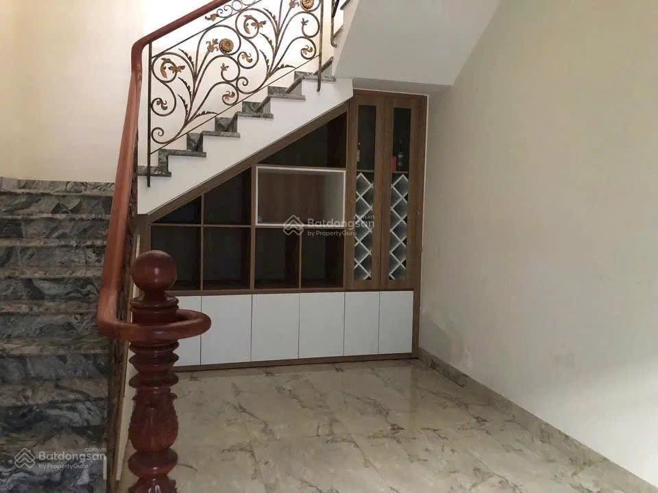 Cho thuê biệt thự phường hoà phú  thủ dầu một bình dương.
 gần trung tâm hành chính tỉnh