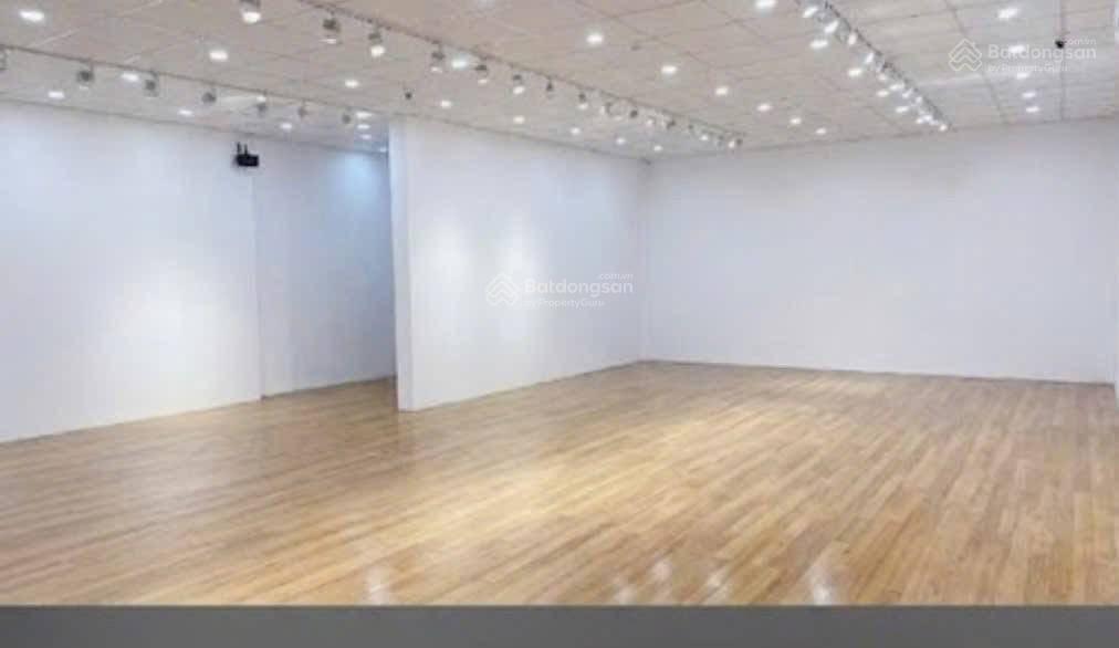 Cho thuê 320m2 mặt tiền kinh doanh phú lợi, thủ dầu một  vị trí gần chợ đình