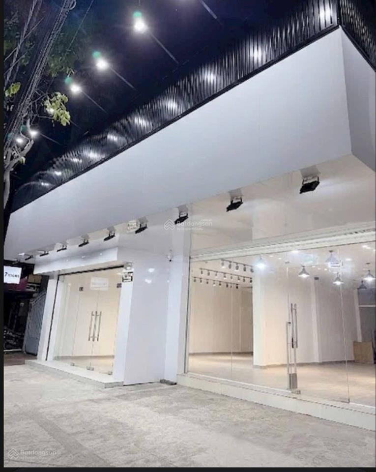 Cho thuê 320m2 mặt tiền kinh doanh phú lợi, thủ dầu một  vị trí gần chợ đình