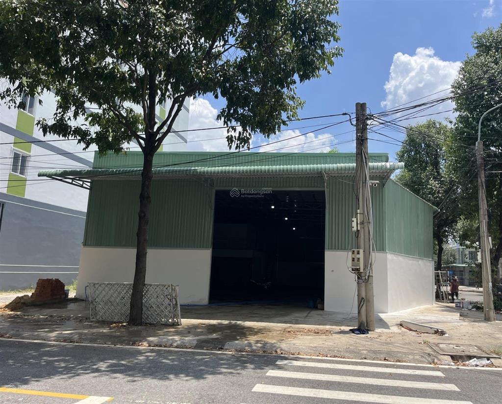 Cho thuê kho xưởng 450m2 mới 100% tp mới, bình dương