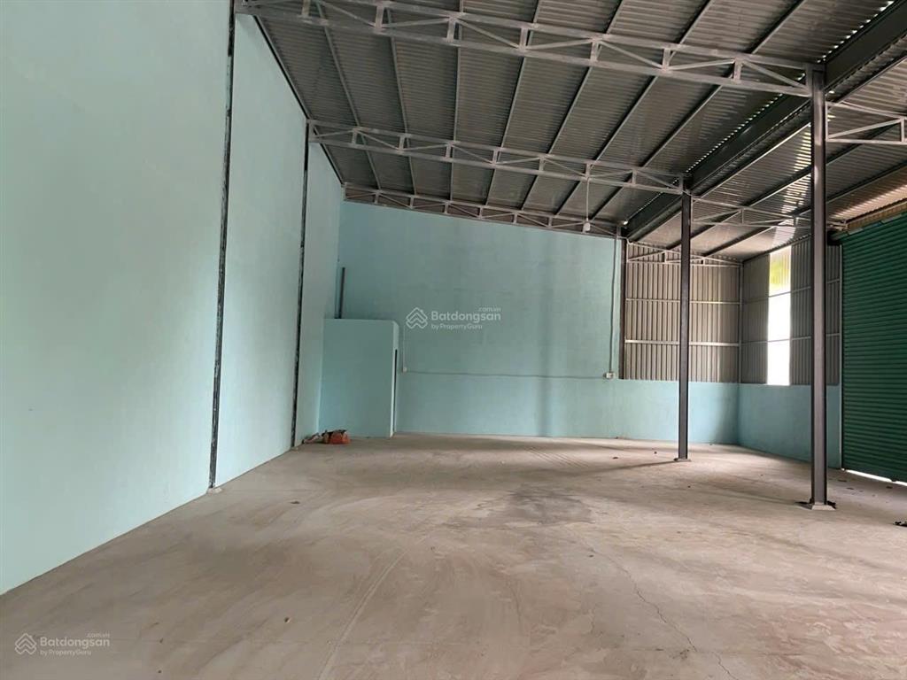 Cho thuê kho mới phú tân gần thành phố mới bình dương
 diện tích 300m²  góc 2 mặt tiền