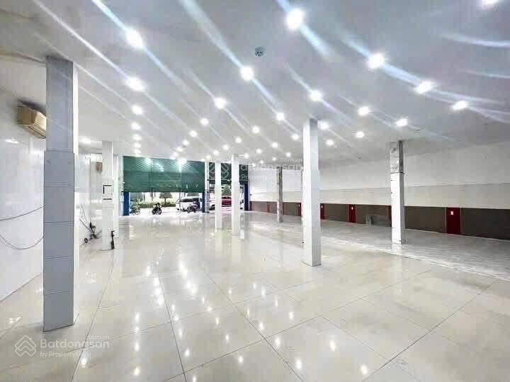 Cho thuê mặt bằng trung tâm thủ dầu một  diện tích 12x40
 thiết kế  trệt  1 lầu
trệt thông