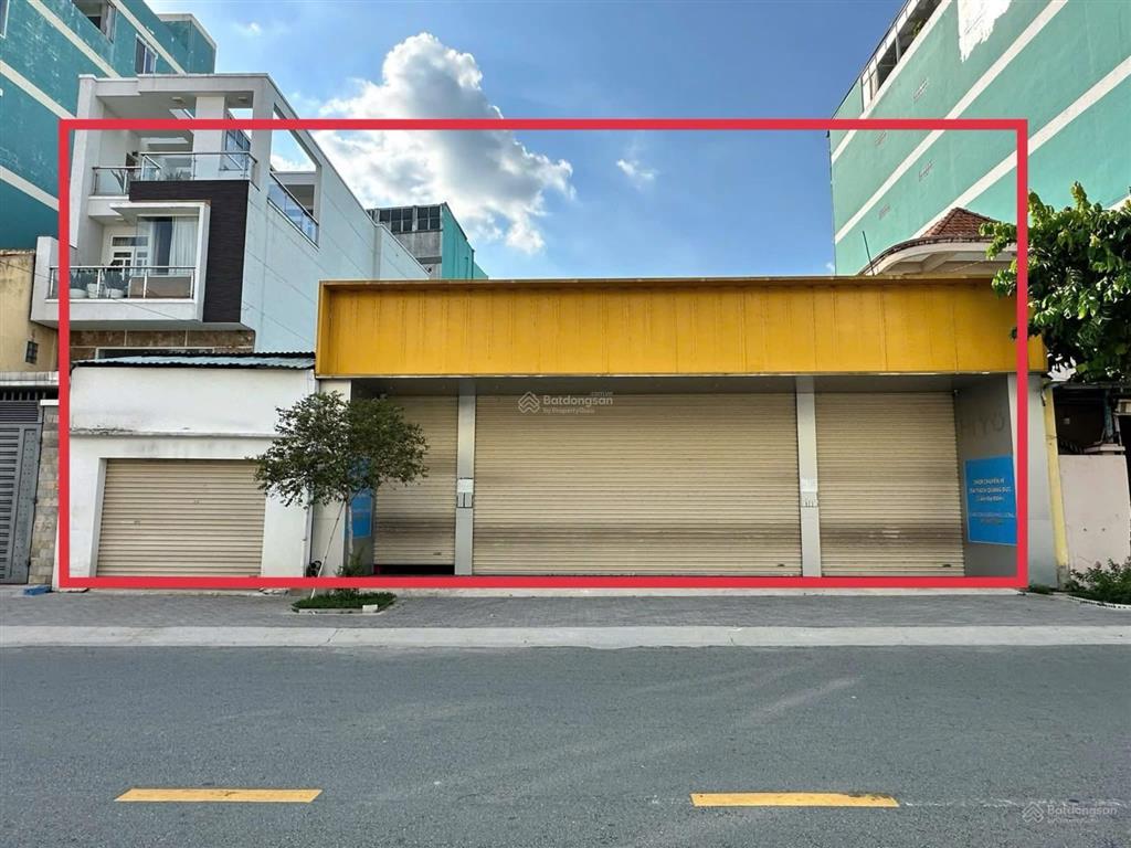 Cho thuê nhà mặt tiền kinh doanh ngã 6 trung tâm thủ dầu một  diện tích 18x27 (500m²)