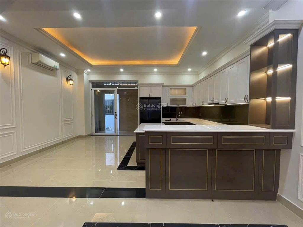 Cho thuê nhà 1 trệt 2 lầu kdc phú hoà 1  thủ dầu một  bình dương  gần tttm becamex