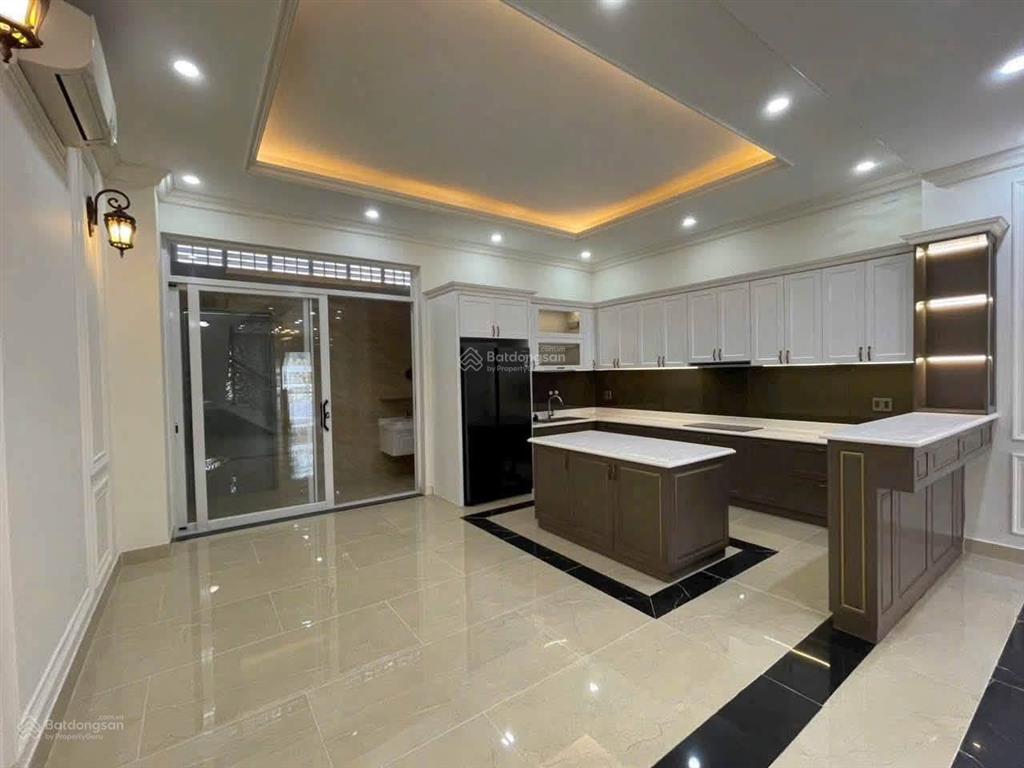 Cho thuê nhà 1 trệt 2 lầu kdc phú hoà 1  thủ dầu một  bình dương  gần tttm becamex