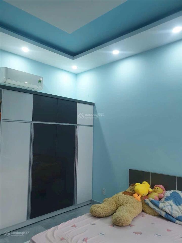 Cho thuê mặt bằng 4 tầng mặt tiền trung tâm thủ dầu một. diện tích đất 430m2, tổng sàn 670m2